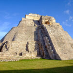 Pirámide del Adivino en Uxmal, Yucatán, México.